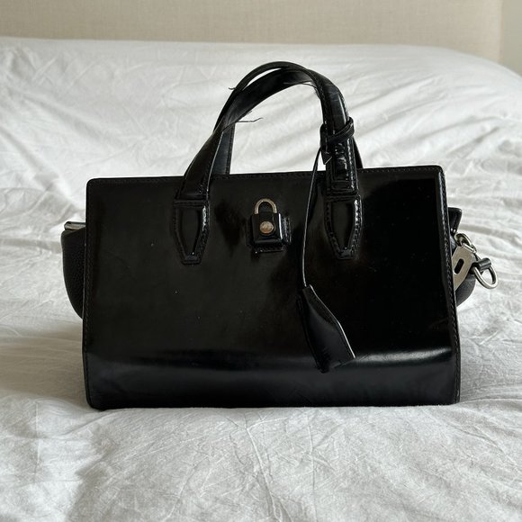 Black patent and pebbled leather Alexander Wang pelican bag - Picture 1 of 3